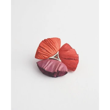 Forrás brosstű bíbor